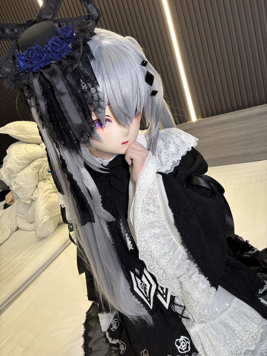 mzk00984087's tweet photo. 再….再欺负我 ….我 ….我我就咬你了

啊…啊…啊..不要再摇了，要…要晕过去了😵‍💫😵‍💫
📷：@Obannon233 
头：@sakaki_kamikita
填充物：我自己
#着ぐるみ み　#kigurumi
#maimai  #maimai_art 
#Acid https://t.co/r1jrX4kgxC