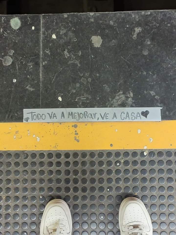 Me encontré este mensaje en el <a href="/MetroCDMX/">MetroCDMX</a>, qué fuerte y qué necesario para muchos.