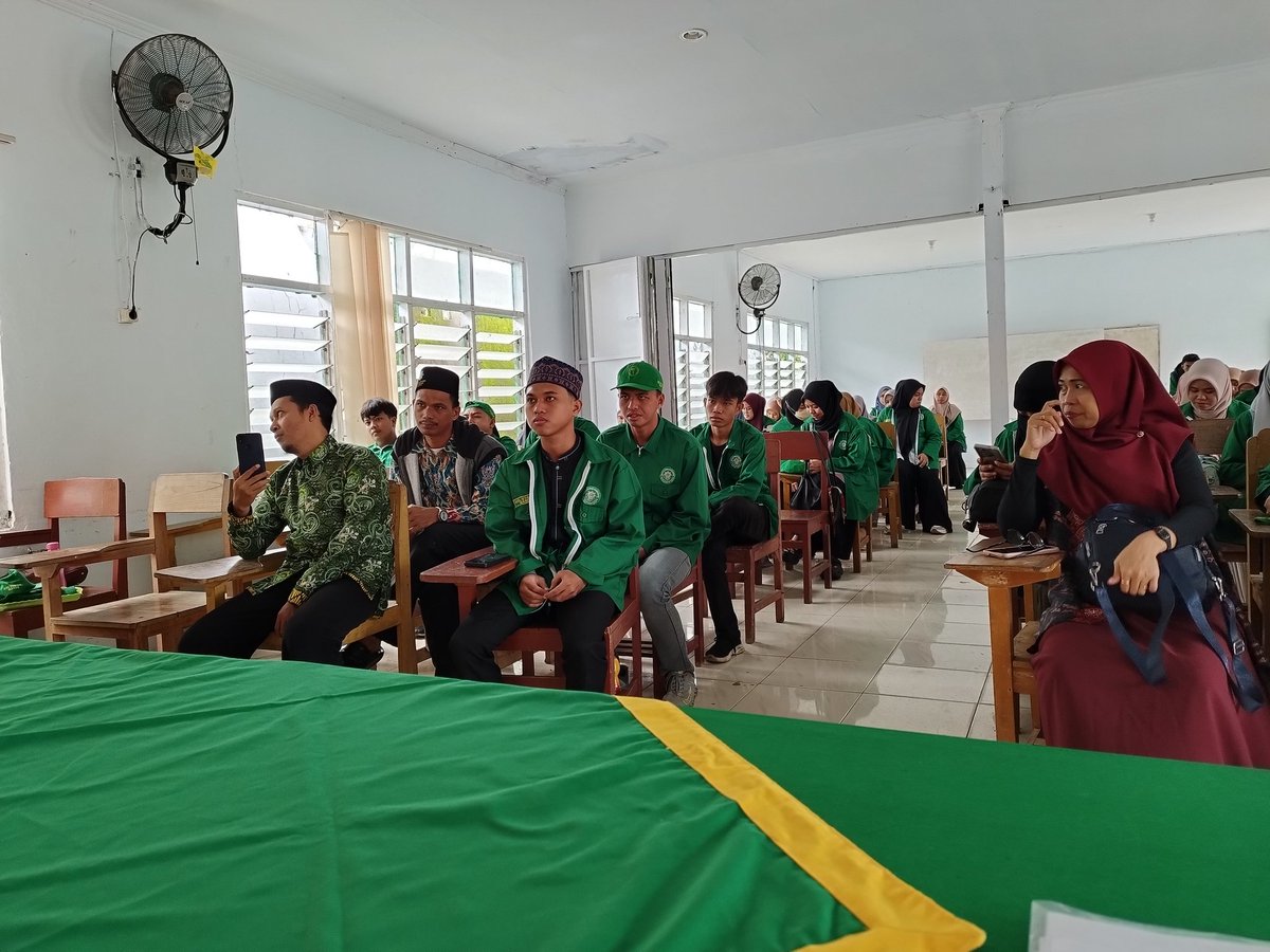 Ismail Suardi Wekke tweet media