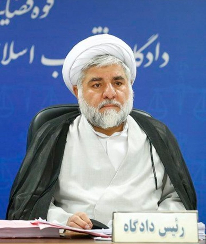 تو آخرین صحبتشون گفت:همچنان بازوان قدرتمند امامین انقلاب خواهیم ماند....
#قضات_ضدتروریسم