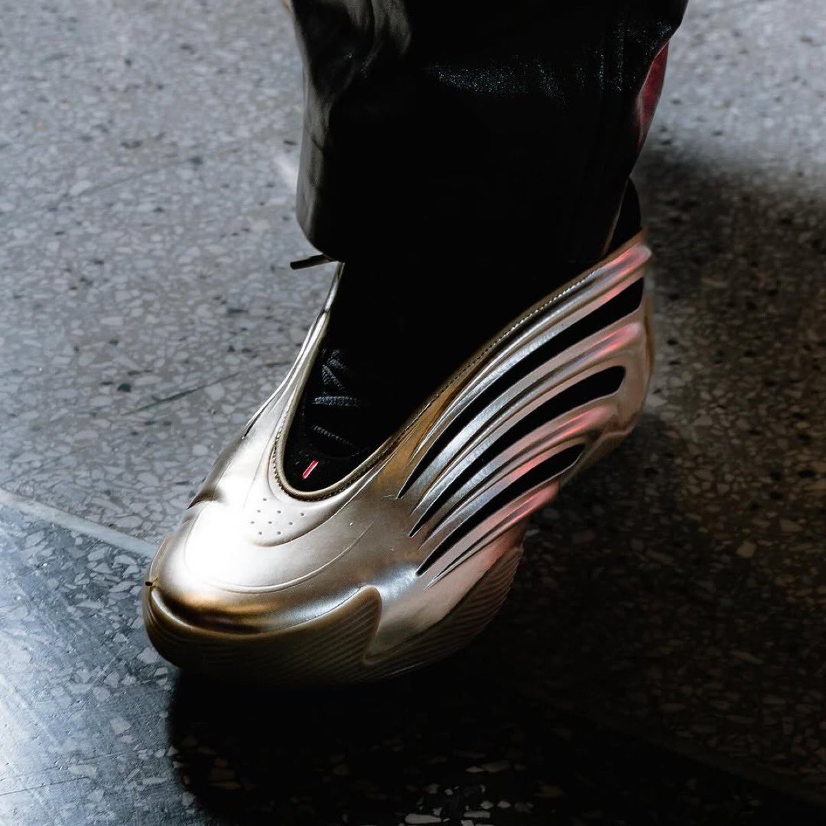 ジェームズ・ハーデンの新型シグネチャー adidas Harden Vol. 9 “Cyber