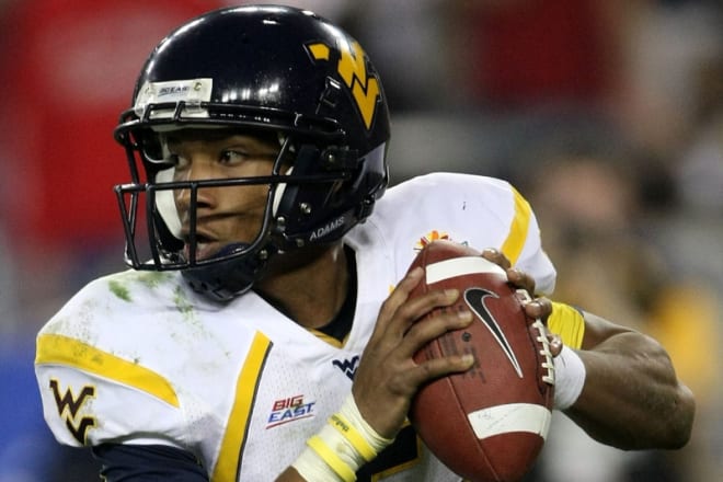 DavidRiggs_WVU's tweet photo. @Callihan_ Glossy Helmets! https://t.co/jgNtVIgdqa