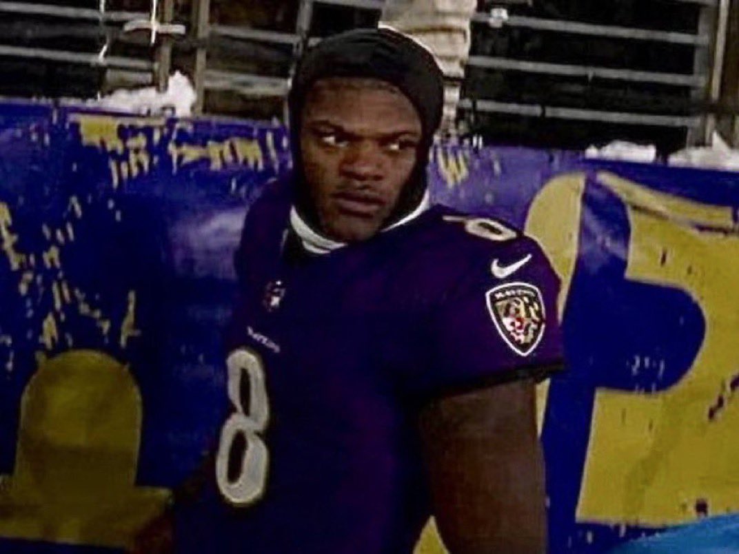 RunItBackEight's tweet image. No handshakes , no nothing .

I’m gon’ get mines . 🐦‍⬛