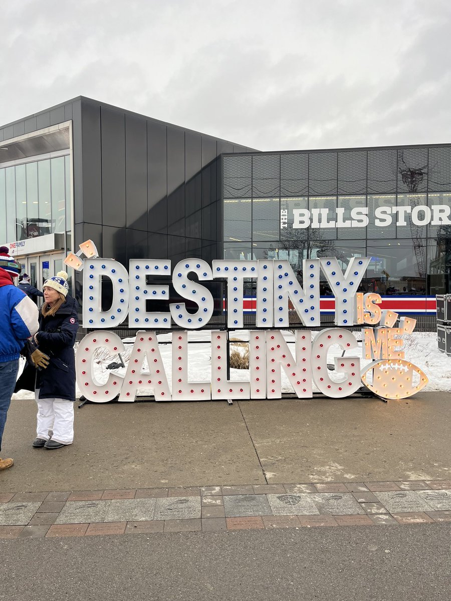 Tbog12's tweet photo. #Destinyiscalling
#GoBills #BillsMafia https://t.co/angGXYSXT4