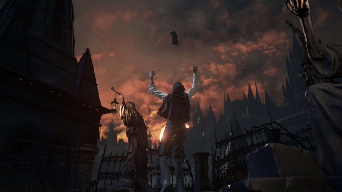 fromsoftserve's tweet image. all hail the iconic old yharnam floating statue in Bloodborne
