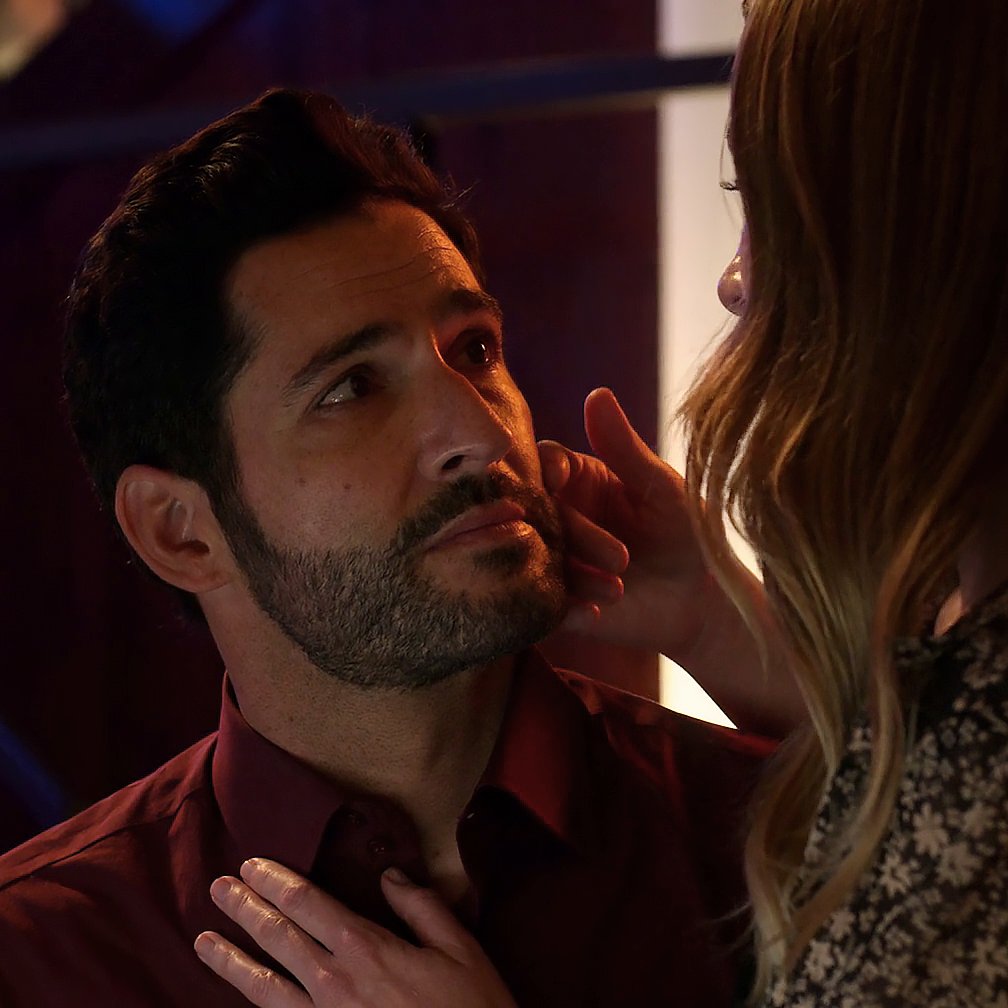 How to shatter my heart with a single look/pic. 😭 In my heart, he was able to stay. 🥺 Time presses on... 1227 days have now gone by since we've said "goodbye for now" to our #Lucifer 🥺

It's Day 1227 of missing #LuciferMorningstar #LuciFam 💔😈 #TomEllis