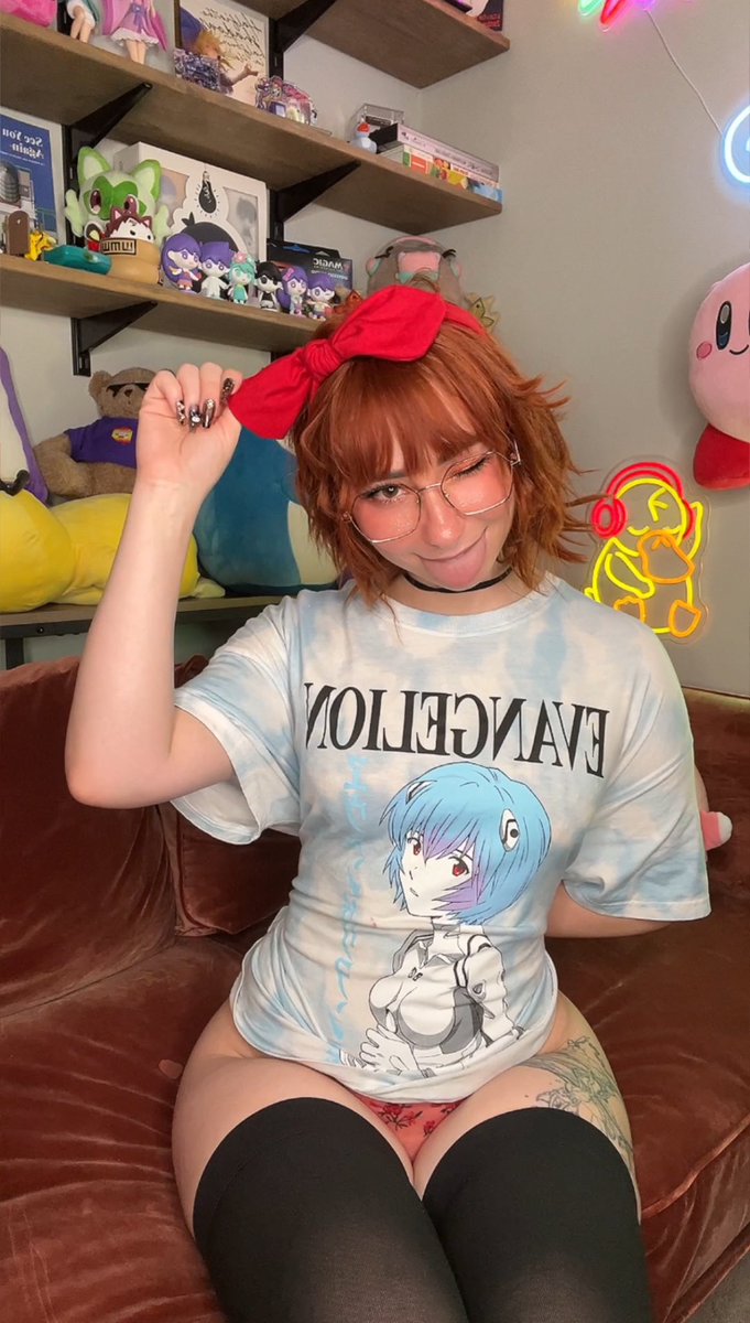 Rooshi ✨ tweet media