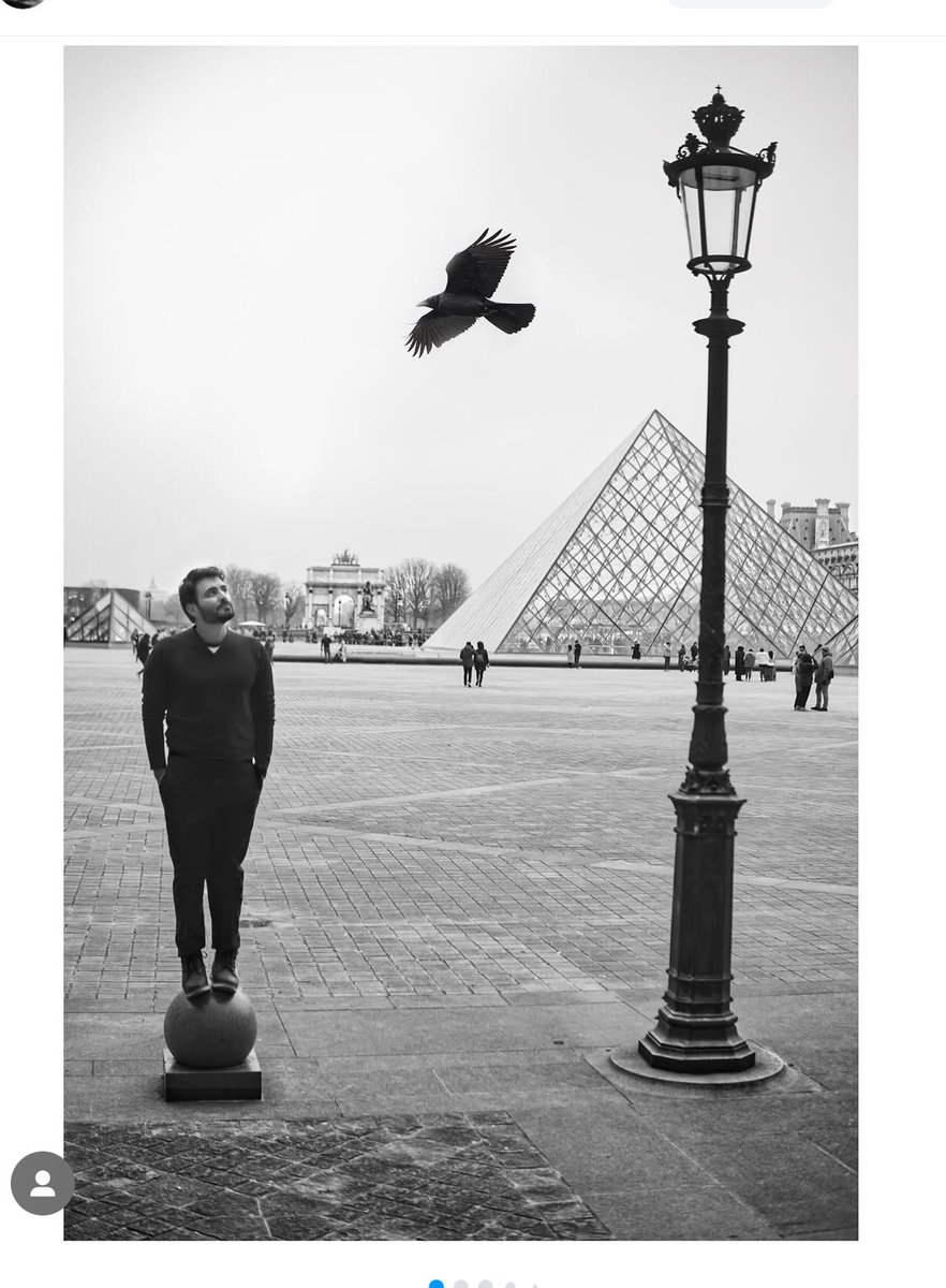 dalvipragati's tweet image. Beautiful shots of #manavkaul by #pandey 

#paris #writer #louvre #france #indianpoet