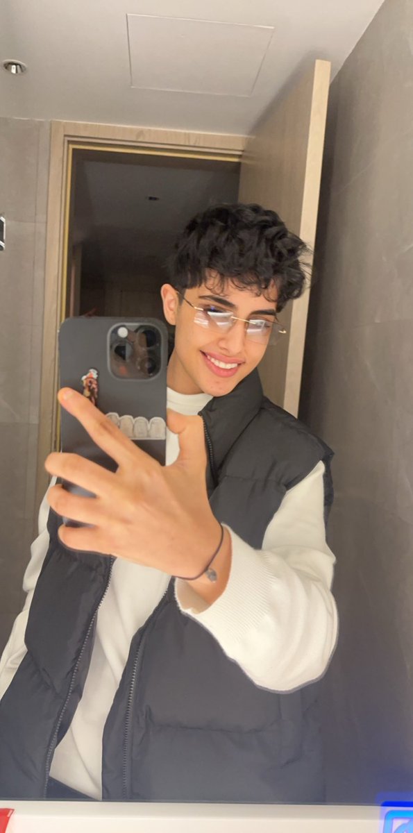 لولي | lolly (@7s124) on Twitter photo 