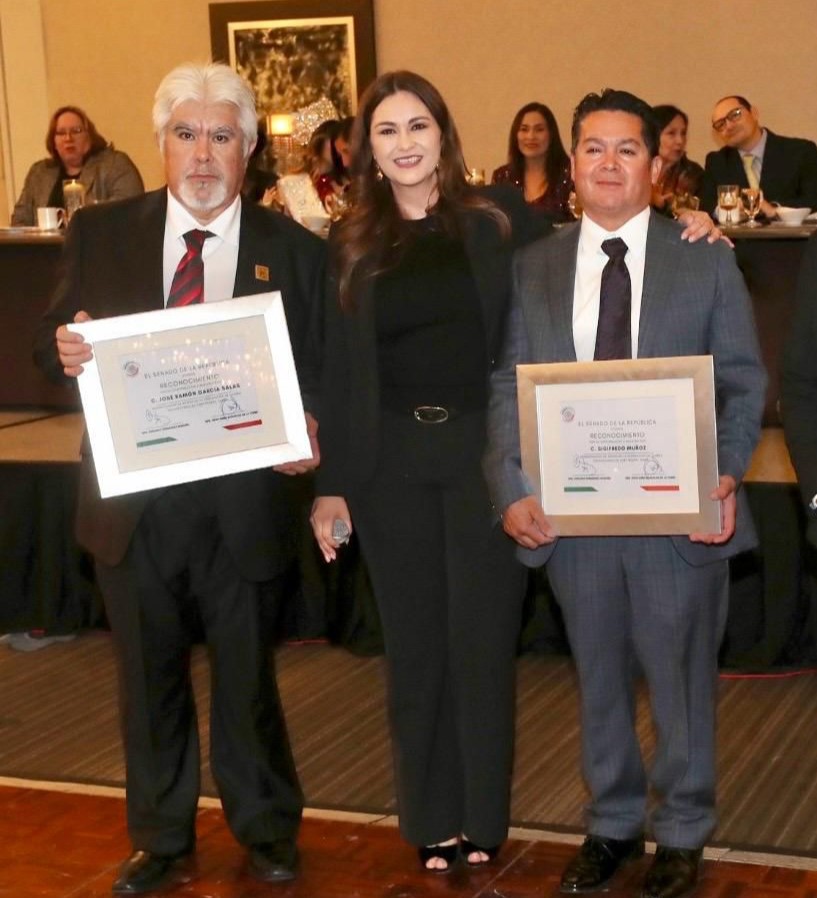 geovanna_b's tweet photo. Zacatecas es referente de tenacidad, dedicación y perseverancia. Uno de los mejores ejemplos es la Federación de Clubes Zacatecanos de Fort Worth, Texas.
Agradezco a su presidente, Sigifredo Muñoz por invitarme a la celebración del #DíaDelZacatecano https://t.co/p0teazvh8z