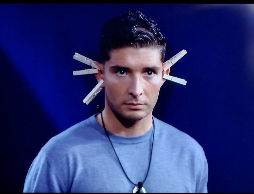 Prueba para conseguir más dinero para comida.
Uno d ellos dice q pasa mucha hambre y q no hay comida suficiente