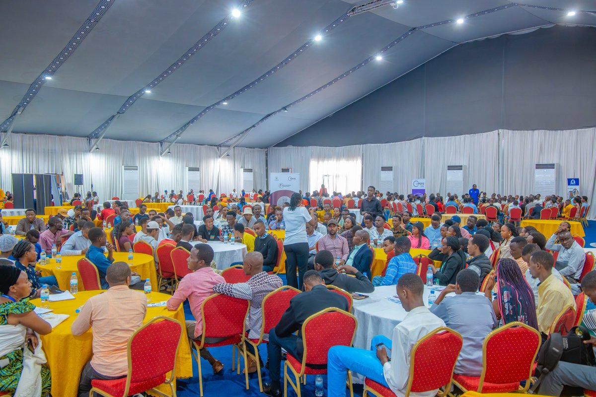 Jobnet nisoko benshi tuvomaho mukubona imirimo ndetse no mukubona abakozi badatenguha. Kandi  babifitiye ubumenyi # thank you  at city of kigali