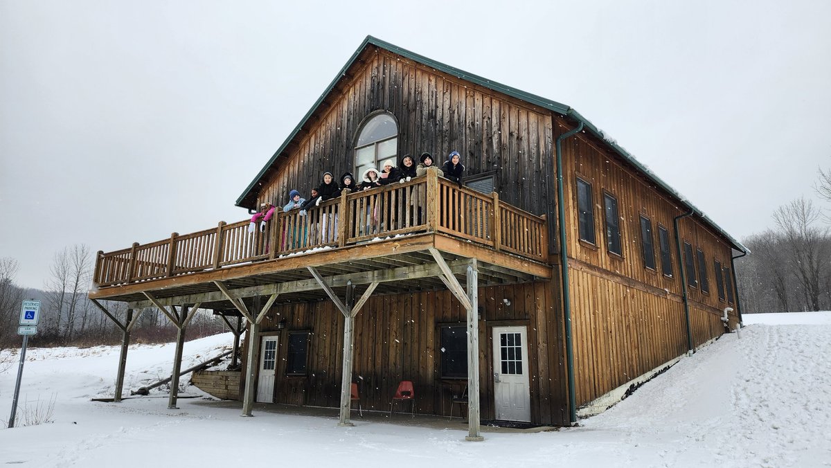 CampIroquoina's tweet photo. This weekend was our Winter Ascent Bible Retreat! The group that came to our snow-covered camp enjoyed warm fellowship, delicious food, fun games, &amp; the opportunity to learn about the redemptive nature of our amazing God! May the youth who attended draw closer to the Lord Jesus! https://t.co/tCElZ0bNz2
