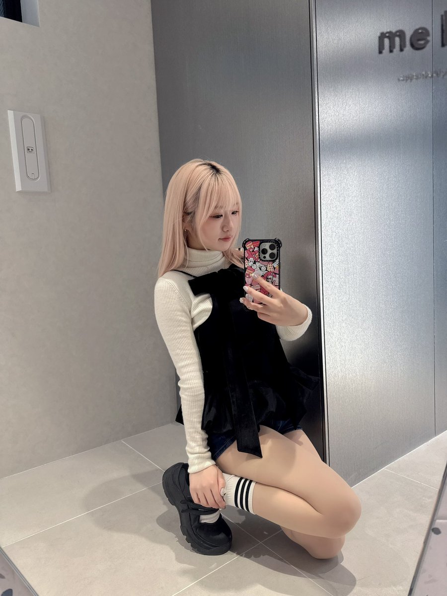 1122552Apple's tweet photo. 最近のコーデ♡ https://t.co/3nh9JbYPzO