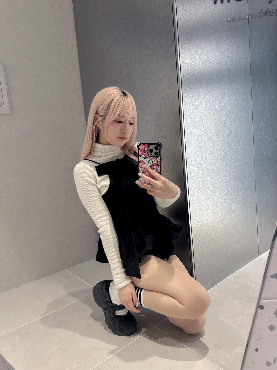 1122552Apple's tweet photo. 最近のコーデ♡ https://t.co/3nh9JbYPzO