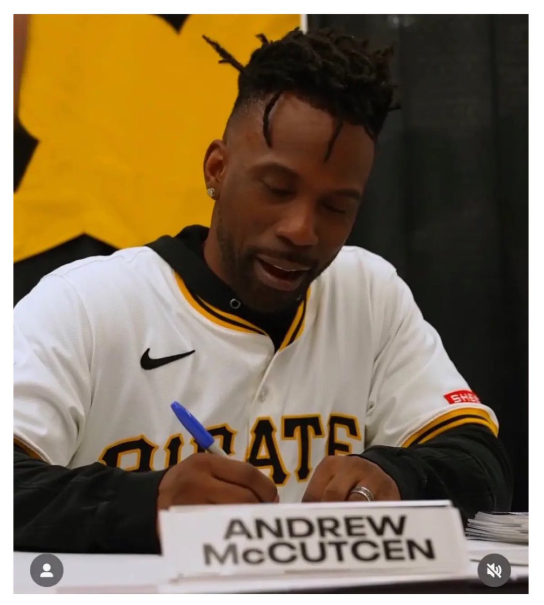 fuzzyfromyt's tweet photo. The Dodgers are out here signing everyone, while the Pirates can’t even spell their MVP’s name right, and Paul Skenes says he hasn’t heard anything about an extension https://t.co/Z5CdtwTe3x