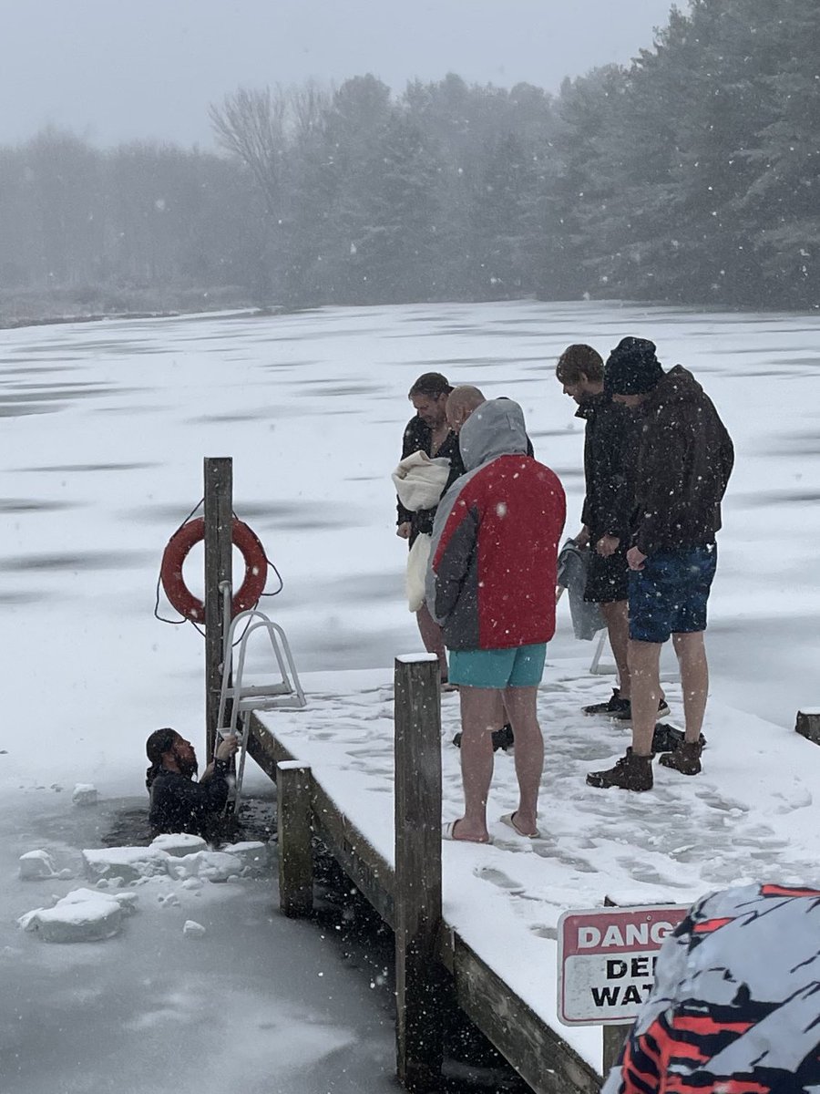 divdiff1's tweet image. My family and I go to a monastery near us, and we did a blessing of their lake for old calendar Theophany. We also broke the ice and took a dip. I highly recommend it. I feel it’s a renewal of your baptism.