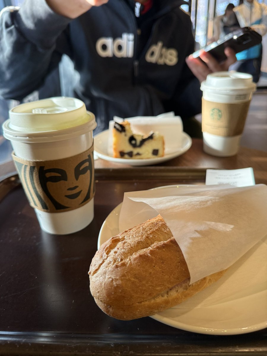 minami528168's tweet image. おはようございます☀️
昨日はスタバに行ってきたよ☕✧
#福岡 #学生 #LJD #スタバ #カフェ