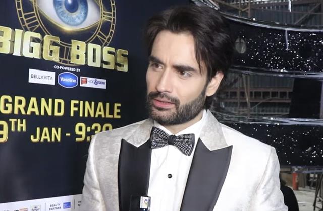GossipsTv's tweet photo. #VivianDsena reacts on being the runner up of #BiggBoss18 : "Sabse Pehli baat toh dekhiye maine kuch khoya nahi hai. Maine itne sare dil jeet liye mere liye ye hi ek sabse bada achievement hai."

@GossipsTv #BiggBoss #BB18 https://t.co/C2uUQeZA5f