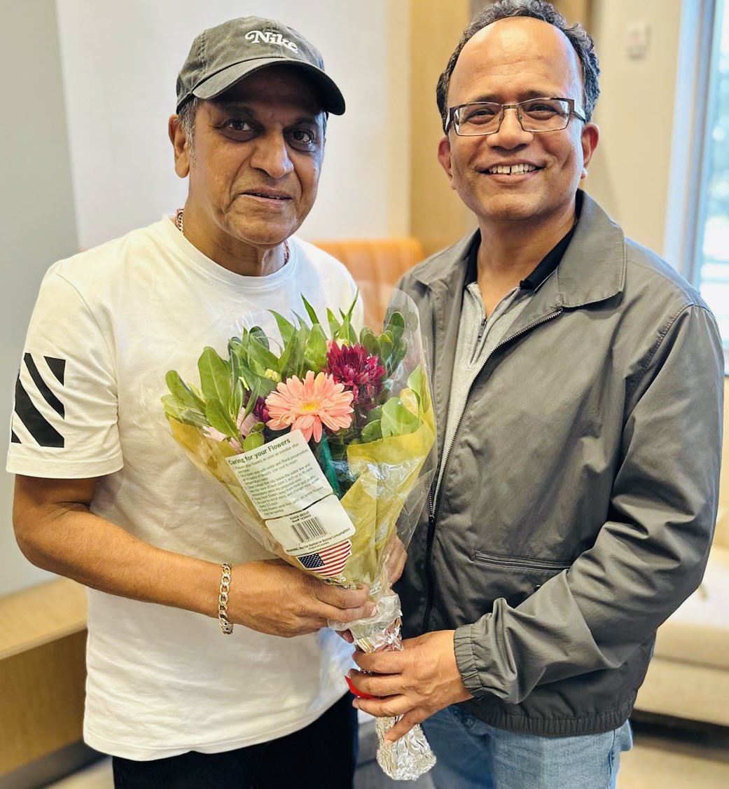 ಪ್ರೀತಿಯ ಶಿವಣ್ಣ, 
ನೀವು ಪೂರ್ಣಗುಣಮುಖರಾಗಿ ಭಾರತಕ್ಕೆ ಬರುತ್ತಿರುವುದು ಸಂತೋಷದ ಸಂಗತಿ. ಮಯಾಮಿಯಲ್ಲಿರುವ ನನ್ನ ಸೋದರ ‘ಅಕ್ಕ’ಬಳಗದ ನಾಗರಾಜು ನಾಗತಿಹಳ್ಳಿ ನಿಮ್ಮನ್ನು ಭೇಟಿಯಾಗಿರುವುದು ನನಗೆ ಖುಷಿ ತಂದಿದೆ. ಅಪಾರ ಜೀವನೋತ್ಸಾಹಿಗಳಾದ ನೀವು ಬಂದ ಕೂಡಲೇ ಚಿತ್ರೀಕರಣಕ್ಕೆ ಧುಮುಕಬೇಡಿ! ವಿಶ್ರಾಂತಿ ಇರಲಿ. ನಿಮ್ಮ ಆರೋಗ್ಯ ಎಲ್ಲಕ್ಕಿಂತ ಮುಖ್ಯ.