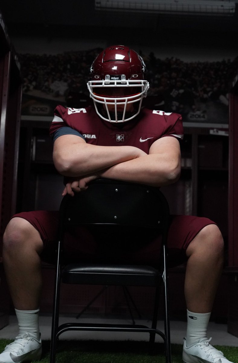 After a great visit at McMaster, thank you for the amazing hospitality <a href="/sptaszek/">Stefan Ptaszek</a> and the rest of the program. I am excited to announce I have received an offer from <a href="/Marauderftbl/">McMaster Football</a> !!! 
<a href="/RecruitReady/">Recruit Ready</a>