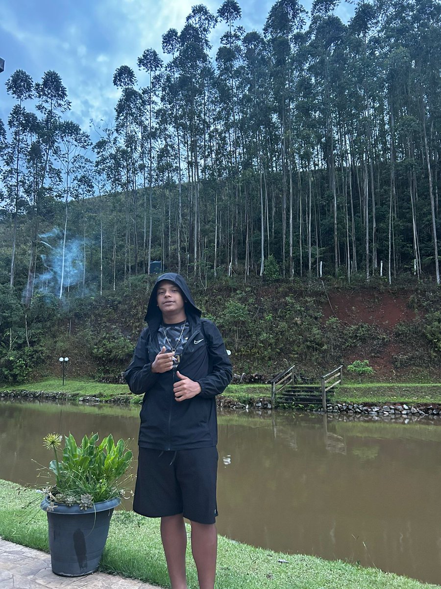 Marcelin2244's tweet photo. Mais um ano na graça de Deus 🥳🥳 https://t.co/Q6aOEYMdVg