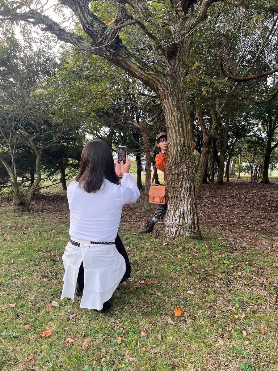 mitazono_desu's tweet photo. ／
 #家政夫のミタゾノ
 第1話TVerで無料配信中！
＼

桜の写真を撮るミタゾノさん📸

ミタゾノさん自らこっちで撮った方が良いよ！とカメラマンに✨🫶🏻

第1話はTVerでご覧ください👀
https://t.co/kScABS4iLn

#松岡昌宏
#久間田琳加 https://t.co/RWb4P27uzG
