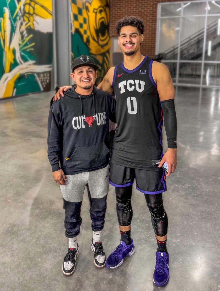 It was great to be in the building to watch HD Toros Elite alum Brendan Wenzel <a href="/WenzelBrendan/">Brendan Wenzel</a> and TCU defeat Baylor in a Big 12 matchup! Brendan finished with 17 points, including the game-winning 3—just like his Toros days! 

CUL🤘🏼URE #WeAre210