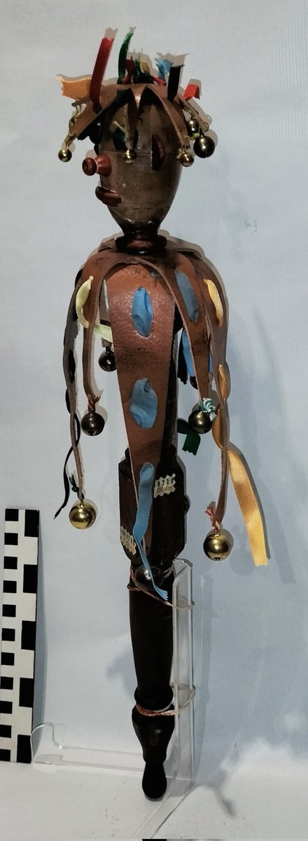 PepeMolt's tweet photo. #CETRO DE #BUFÓN o #marote de #Rigoletto.
#Idiófono agitado ó sacudido. Universal.

#Bauble. Shaken #idiophone.

Constructor/Maker: #PepeMoltó

#Patrimonio. #Heritage. https://t.co/TTHcCGOJVl