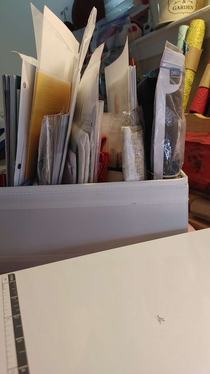 ladybuggdesigns's tweet photo. Onto the next project. Which one shall I choose?
#Duane
#makelifebeautiful
#choice
#behonesttoyourself
#gratitude
#lifeiswhatyoumakeit https://t.co/XAToRFrXIG