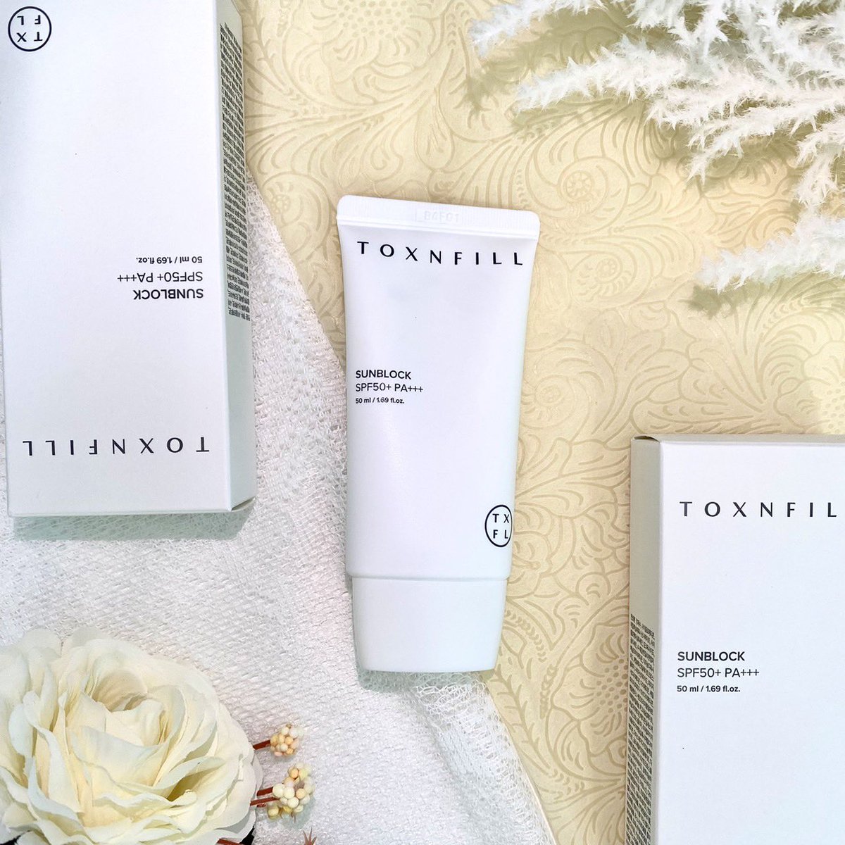 PerlrShop's tweet image. ・TOXNFILL・
サンブロック🧡

水分たっぷりでさらりとした日焼け止め🌻✨

クリームタイプで、自然なトーンアップや水分鎮静効果も👀💓

SPF50+、PA+++でしっかり日差しをカットしてくれます❣️

ご来店お待ちしております💫

#韓国コスメ 
#toxnfill 
#日焼け止め 
#浜松
#豊橋 
#ペルル