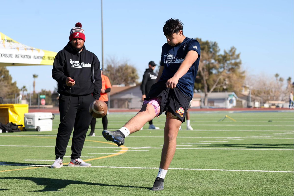 Coach Medina tweet media