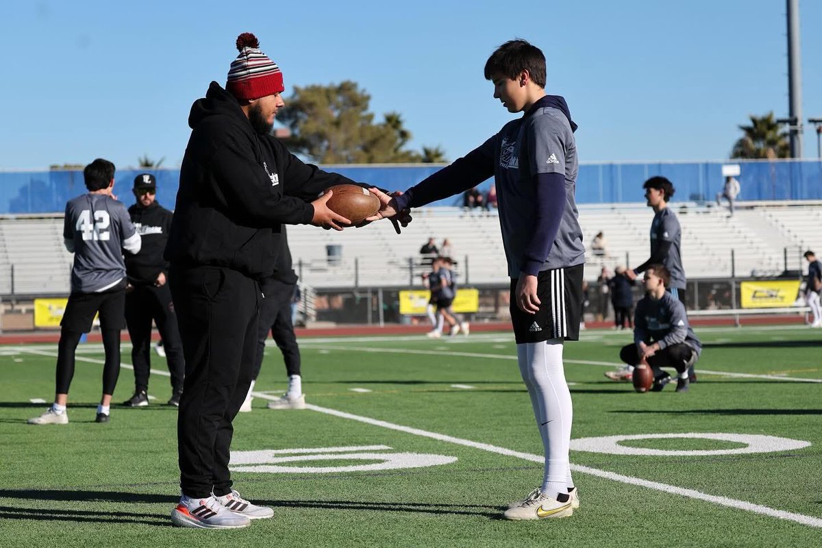 Great weekend in Las Vegas with <a href="/Chris_Sailer/">Chris Sailer Kicking</a> working with some of the best HS specialists in the nation 🇺🇸 <a href="/NewGenKicking/">New Gen Kicking</a>