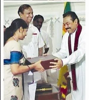 drsenthil84's tweet photo. எடிட் எல்லாம் இல்ல, உண்மைதான் இந்த போட்டோ https://t.co/nRftr31A9u
