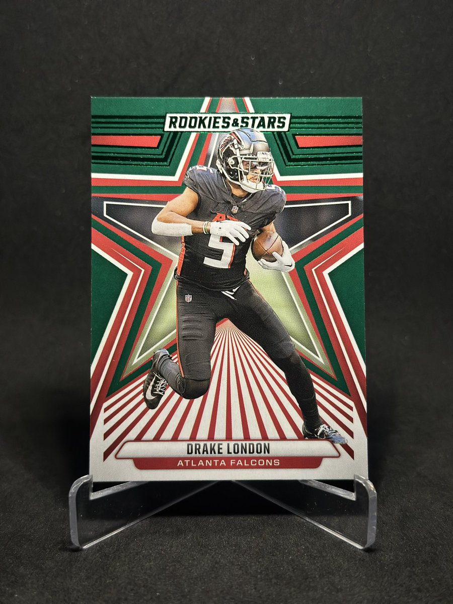 sportscardsMB's tweet photo. Stack Sale #stackem #TheHobby
Shipping info on Pinned Tweet
$Free with an open stack
@sports_sell @DirtyWorldRT @84baseballcards @HobbyRetweet_ @CardboardEchoes @Hobby_Connect #sportscards #sportscardsforsale #HiveBST https://t.co/6Jha5slPjn