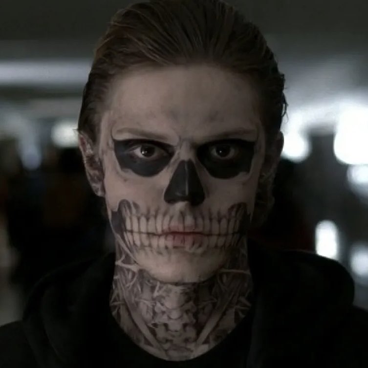 PopCrave's tweet photo. Happy 38th birthday to the talented Evan Peters. https://t.co/Tp0Y7gdVSa
