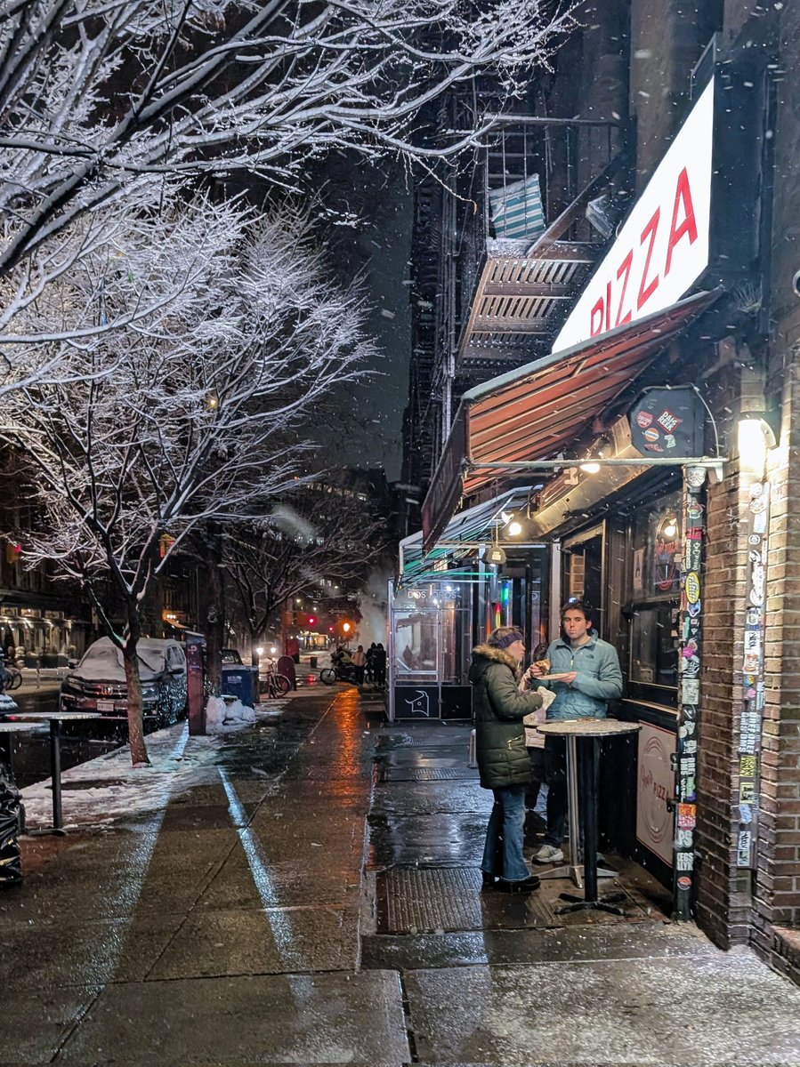 Sarah Yáñez-Richards tweet media