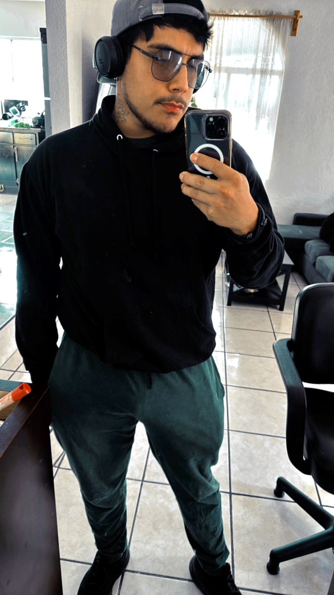 alonzobb35's tweet photo. Fue un domingo rico.
@AlonzoisraelBe1
#Tijuana #Culiacán #hot_sunday https://t.co/oWlSubBcsW