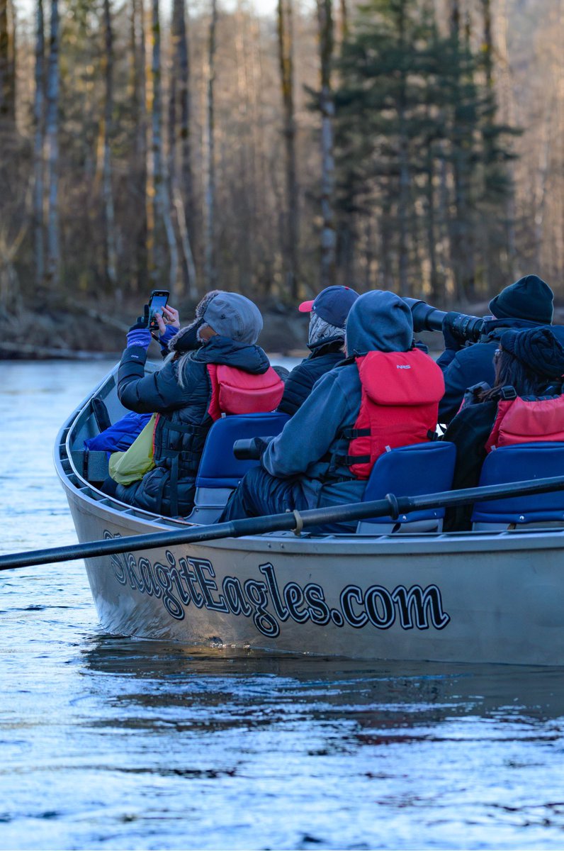 wheeler244's tweet photo. A beautiful float down the Skagit River ☀️ 
Seeing the eagles, herons and other birds on this 9 mile trip down was just wonderful.. looking down into the crystal clear water or just sitting back and taking in the mountain view’s.. just what everyone needs  #wawx #pnw #nature https://t.co/M6Q5truw3j