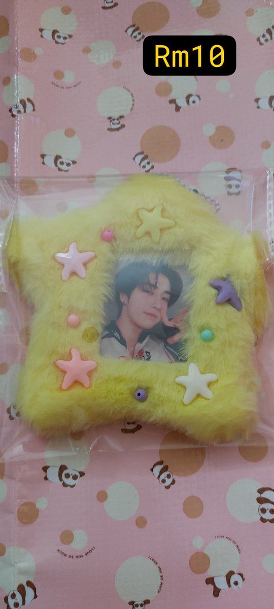 0325Multifandom's tweet photo. #CS01

Photocard Holder

🌸Comes with unofficial pc 
🌸Price stated in the picture
🌸Exc postage

#pasarskz
#pasarstraykids https://t.co/IcxoyvMNRJ