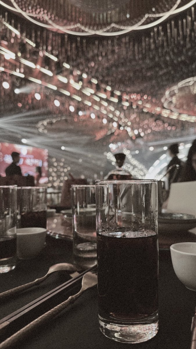 ng_menghui's tweet photo. My year 2024 ended with good food, good companion &amp; good vibes, looking forward to my year of 2025.
.
活着的每一天都值得被庆祝，愿一切安好。🙏🏽 https://t.co/I0xGcgiVRq