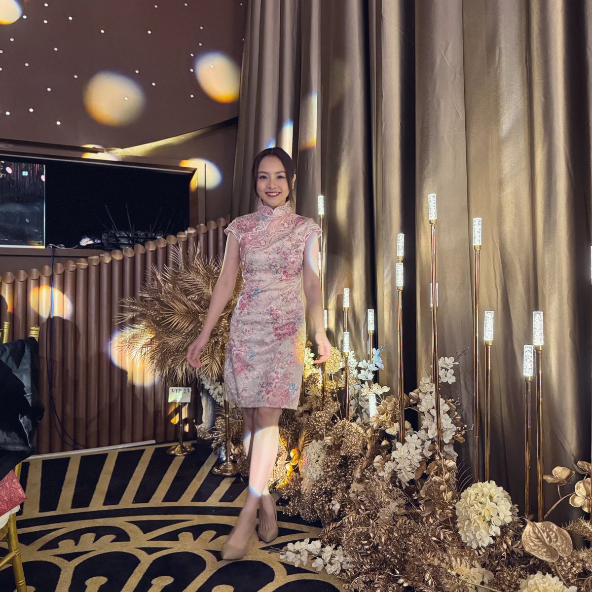 ng_menghui's tweet photo. My year 2024 ended with good food, good companion &amp; good vibes, looking forward to my year of 2025.
.
活着的每一天都值得被庆祝，愿一切安好。🙏🏽 https://t.co/I0xGcgiVRq