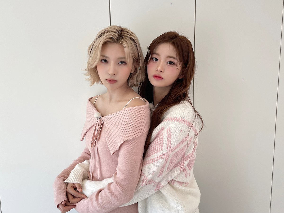 NMIXX_official's tweet photo. [📸] #K판_입덕투어

ʚ🍼👶ɞ 🧸🎀🩷 ⋆˳°
🧹🫧 https://t.co/33at6grRO6

#NMIXX #엔믹스
#설윤 #SULLYOON
#배이 #BAE
#LG전자 https://t.co/tsWKpEpEqE