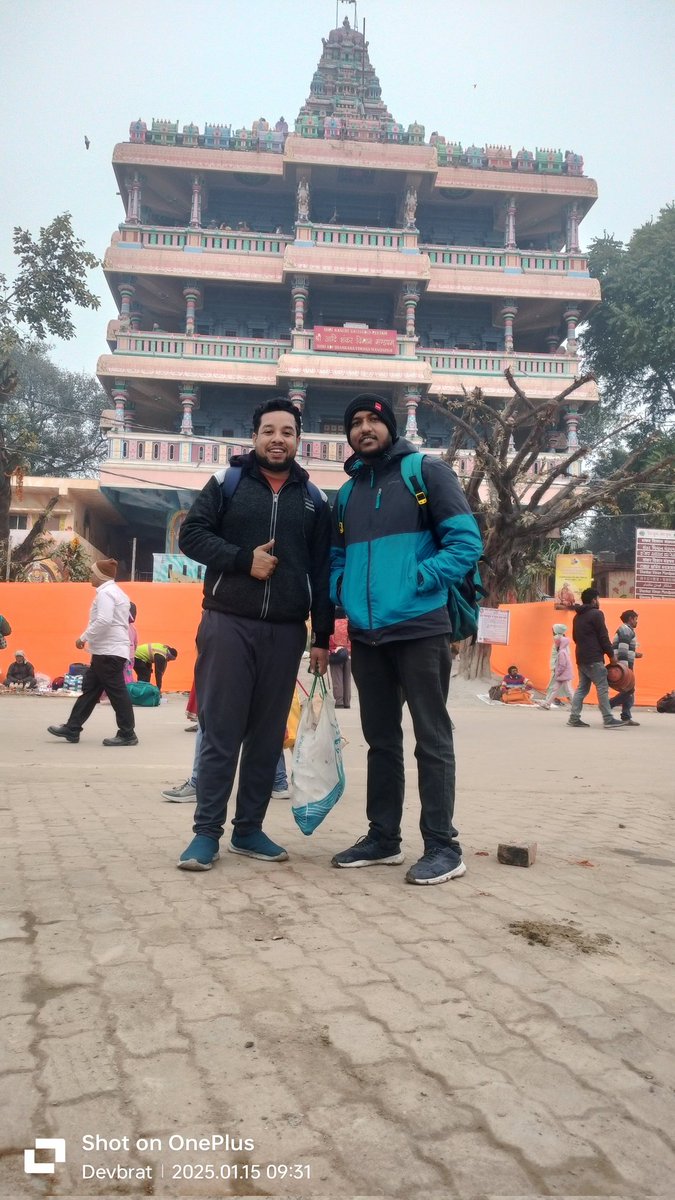 DevbratTripathy's tweet photo. अविस्मरणीय क्षण 🙏
#महाकुंभ2025 https://t.co/4CmHpBTkGO