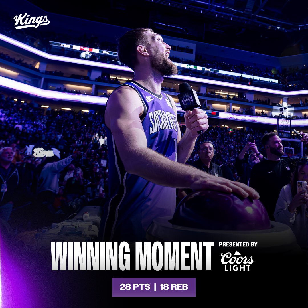 W’s in the chat 🟣🔦

Winning Moment presented by <a href="/CoorsLight/">Coors Light</a>