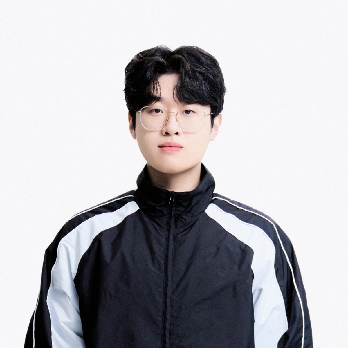 최지원 tweet media