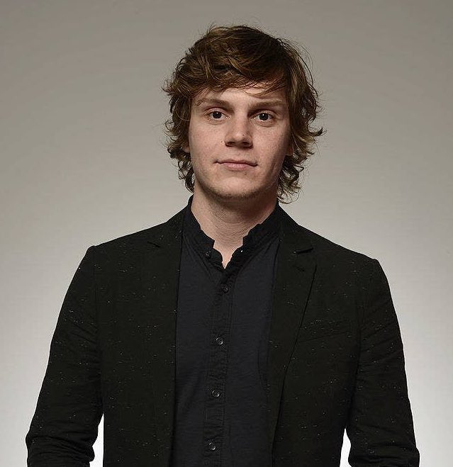 PopTingz's tweet photo. Happy 38th birthday to the handsome and talented Evan Peters. https://t.co/rxy7UgiHF2