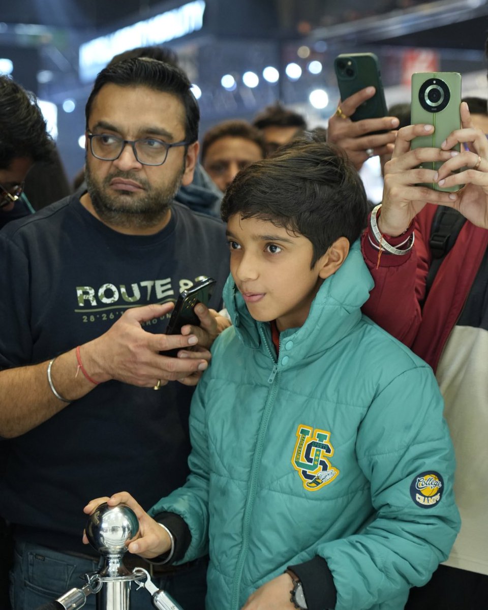 MGMotorIn's tweet photo. Their faces tell the story. Here are moments capturing the pure awe and wonder of people experiencing the immersive MG world at our Pavilion during Bharat Mobility Global Expo 2025. Join us at the expo to experience this joy for yourself!
#MGDriveFuture #MGatBharatMobility2025 #MGatAutoExpo2025 #Innovation #Tech #MGMotorIndia #MorrisGaragesIndia