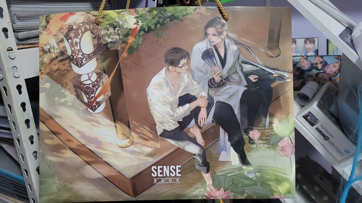 Aommer18's tweet photo. ส่งต่อของจาก #Sensebook 
Box 300 #ชาลาในอนธการ
ถุงกระดาษ 150  #ช่วยด้วยครับผมเกิดใหม่เป็นลูกชายประมุขพรรคมาร 

นัดรับงานหนังสือได้ตามแนวBTS #งานหนังสือ #ตลาดนัดวาย #ตลาดนัดมันฮวา #ตลาดนัดmanhwa https://t.co/utV1sxb3CQ
