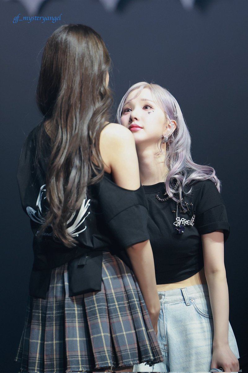 gf_mysteryangel's tweet image. 250119 여자친구 막콘 소원 은하❤️
🦊🐰🥺
#여자친구 #GFRIEND #소원 #은하 #SOWON #EUNHA